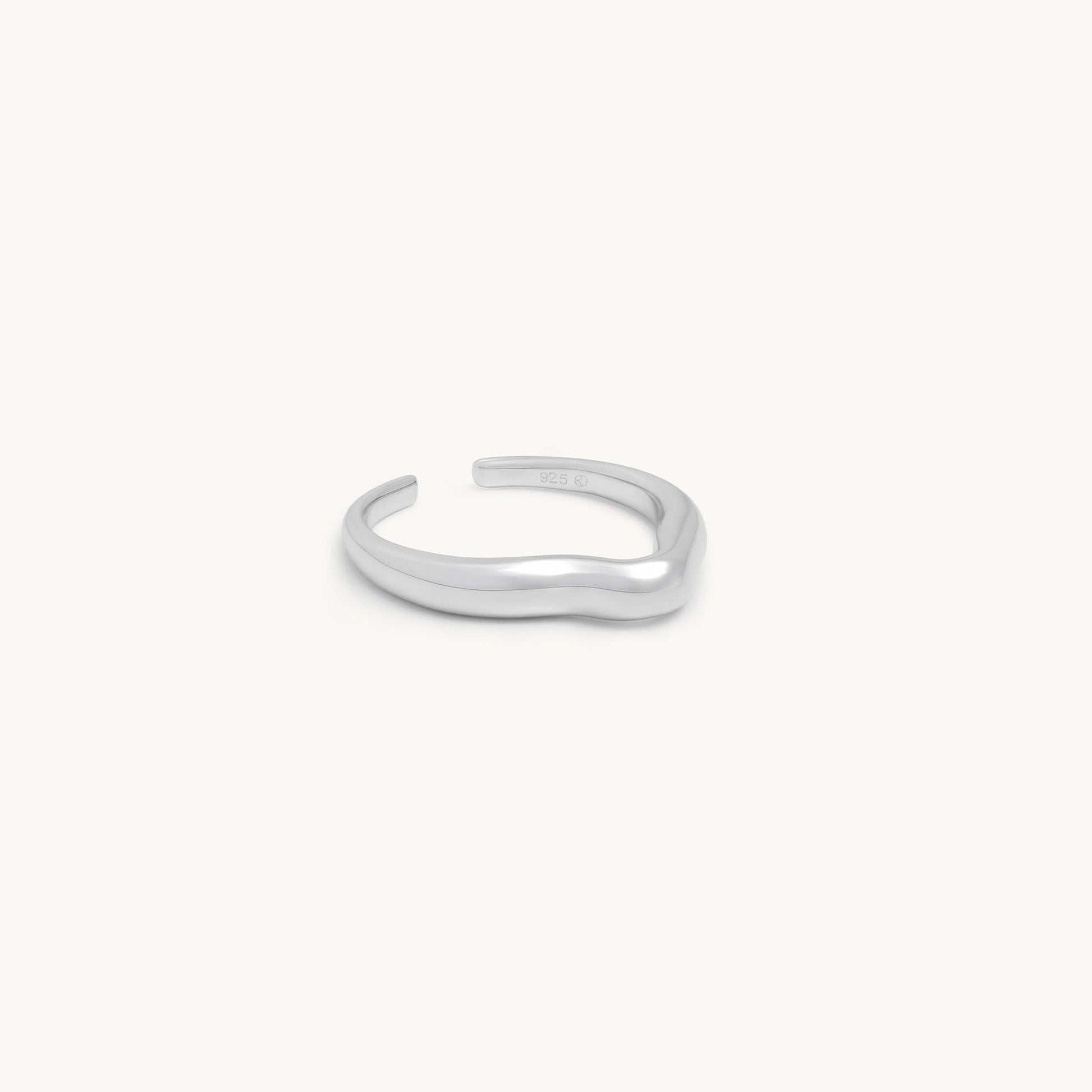 Ara Ring-3