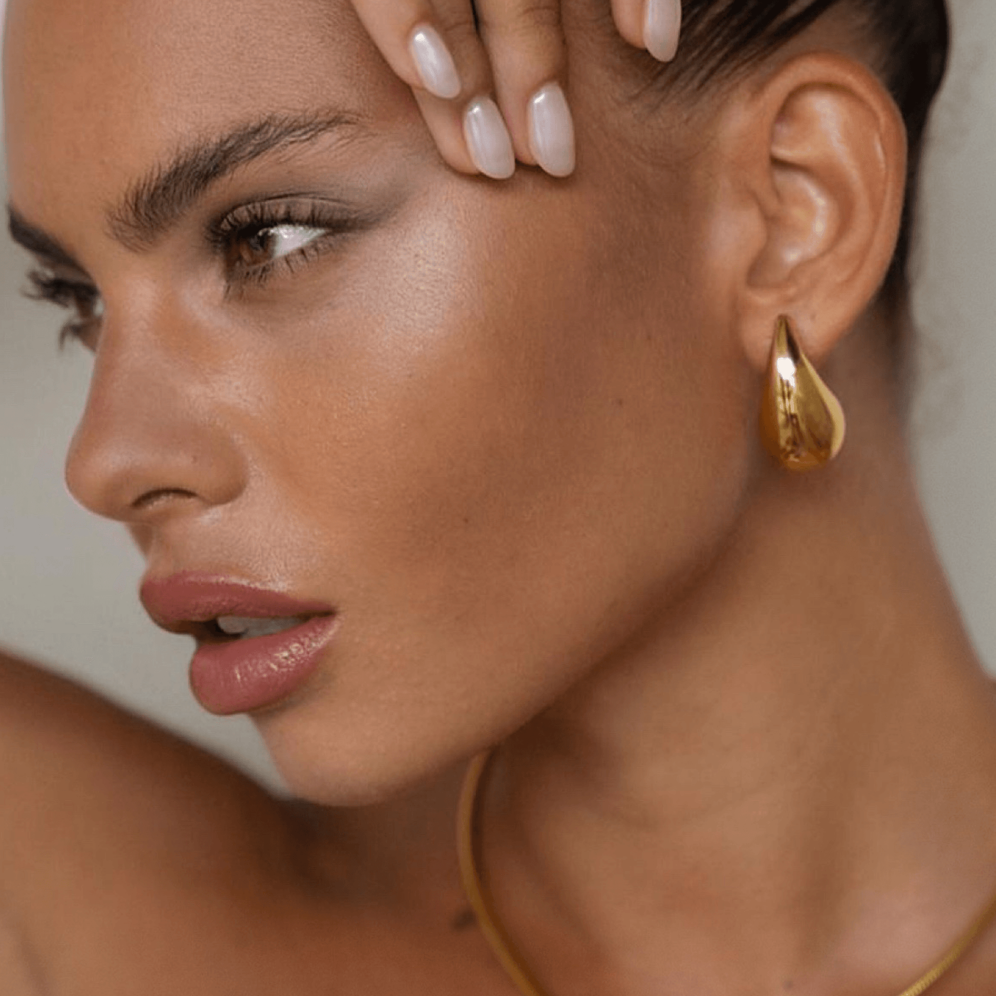 Dewdrop Earrings-1