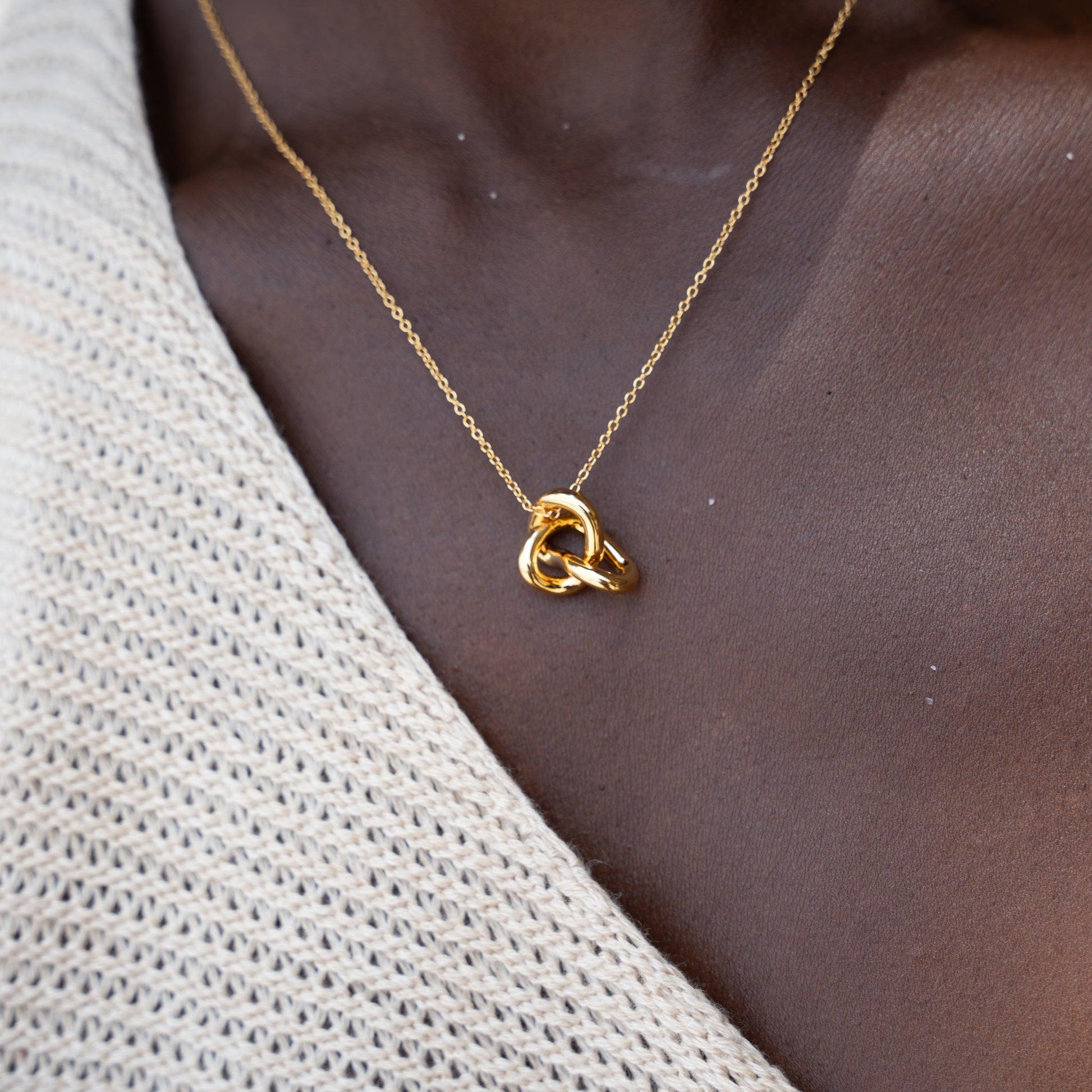 Fisherman Knot Necklace-1