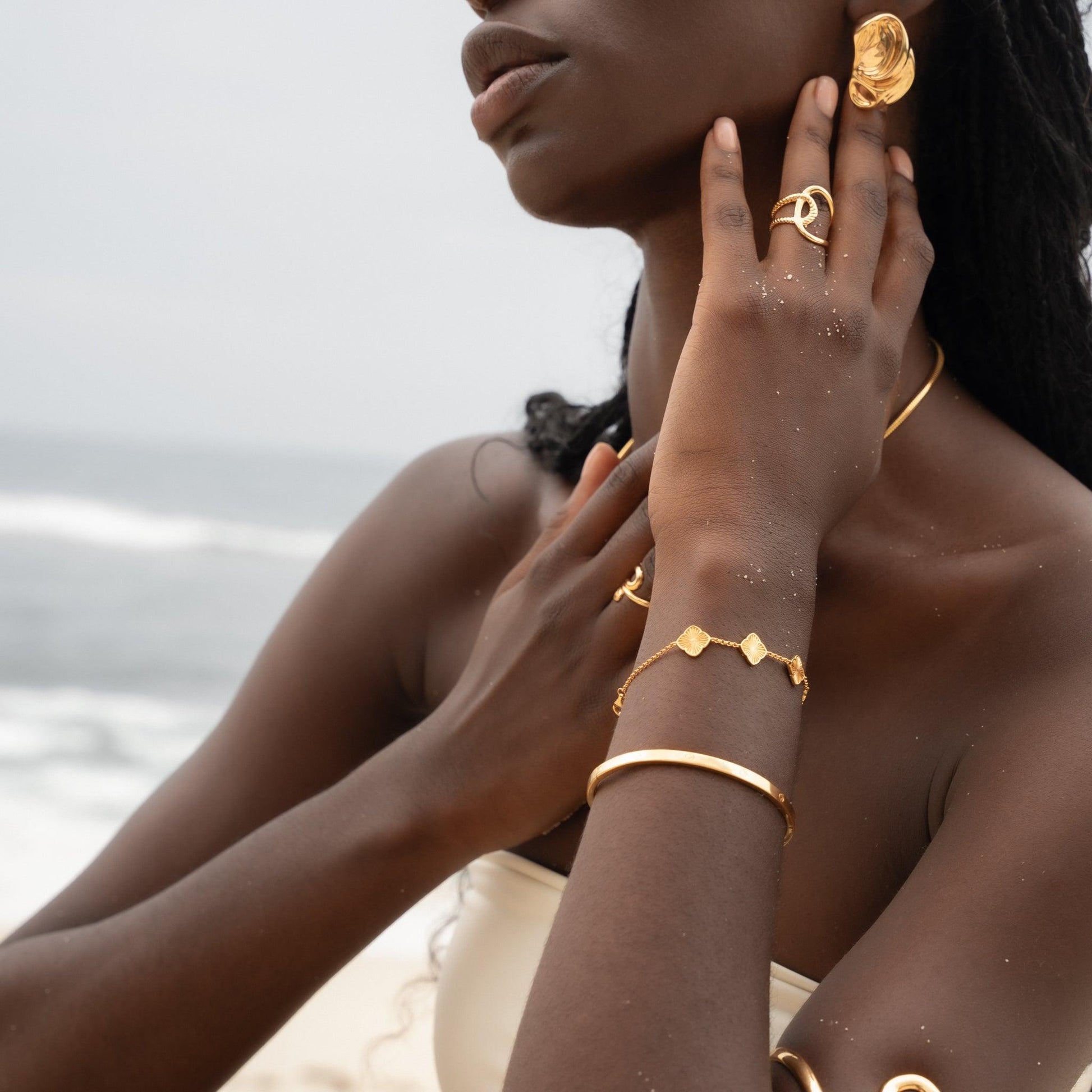 Nua Bracelet-2