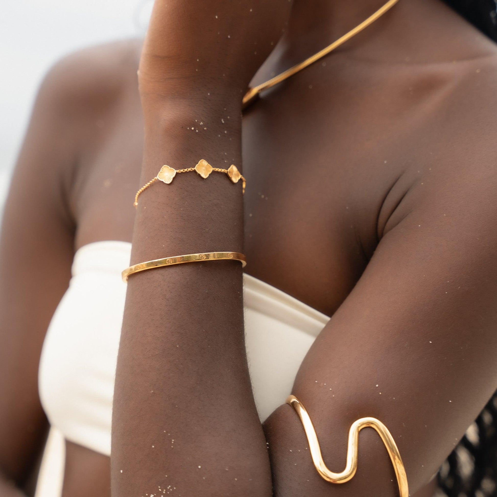 Nua Bracelet-1
