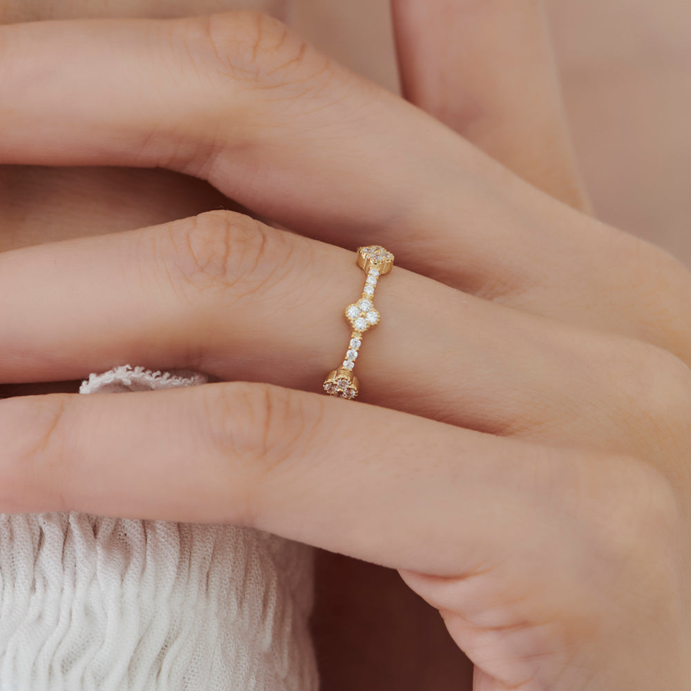 Full Eternity Clover Ring-4