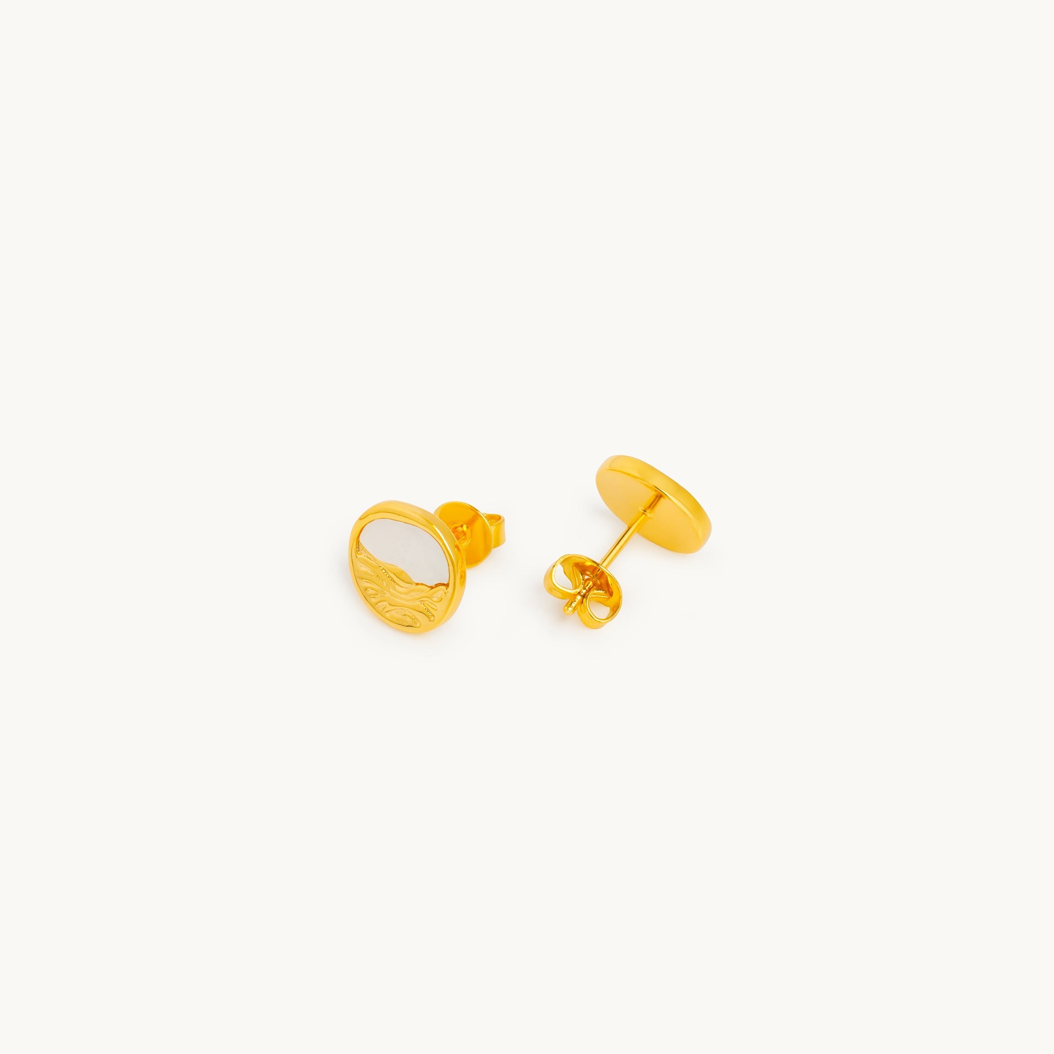 Sea Reflection Studs-2