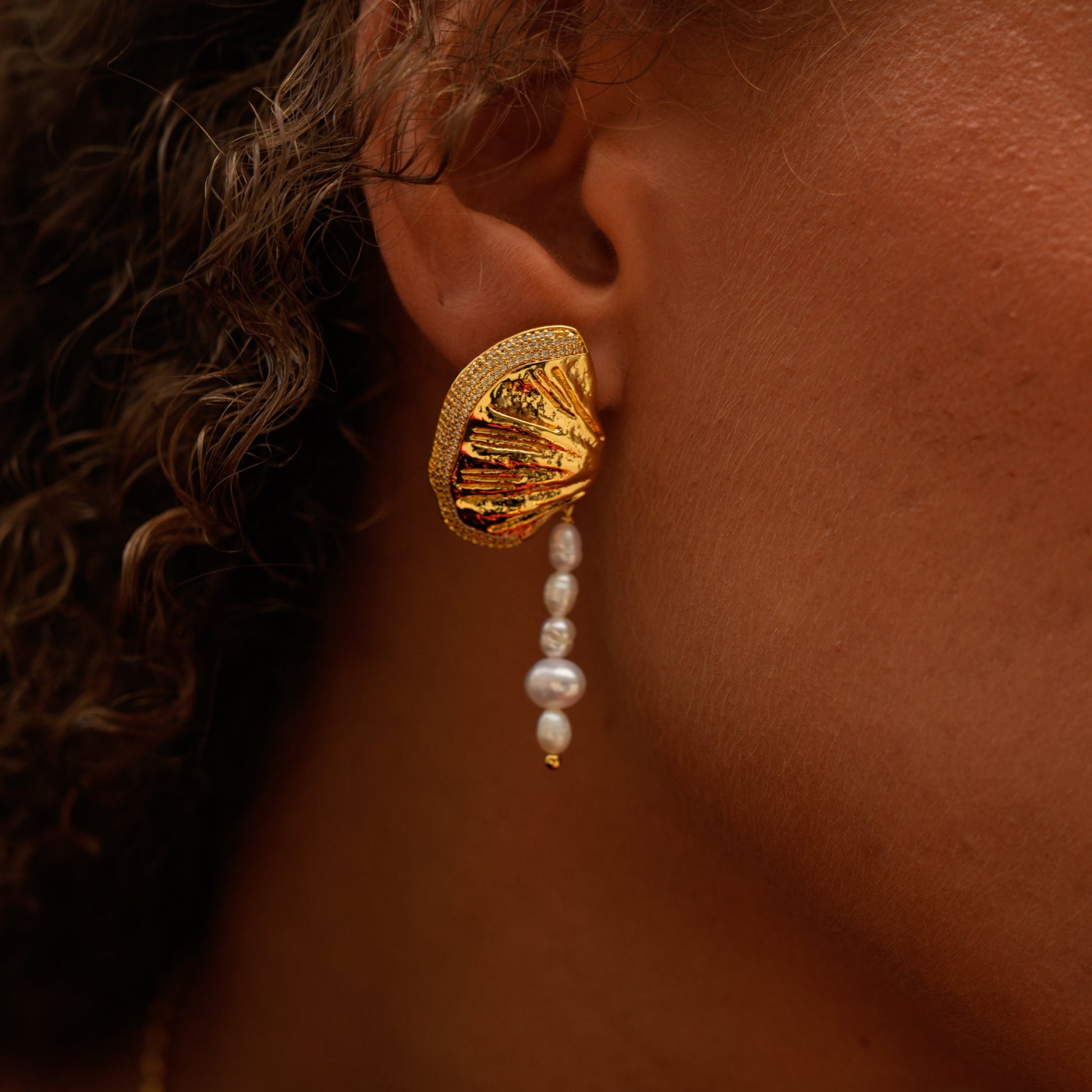 Sora Pearl Earrings-1
