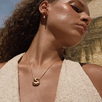 Venus Heart Earrings